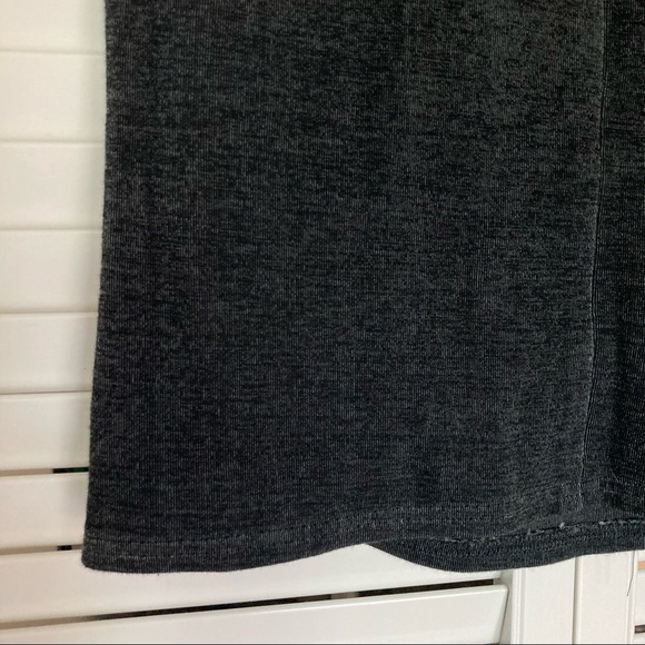 Akris Punto Charcoal Grey-Black Sleeveless Top Sz 6 - Picture 4 of 7